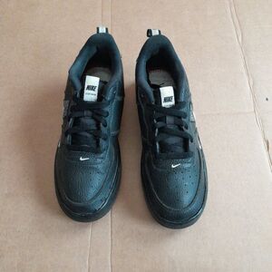 Nike Air Force 1 LV8 Utility GS Black AR1708-001 Size Youth 7 Women’s Size 8.5
